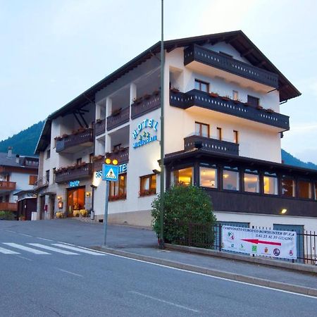 Hotel Migliorati Castione della Presolana Ruang foto
