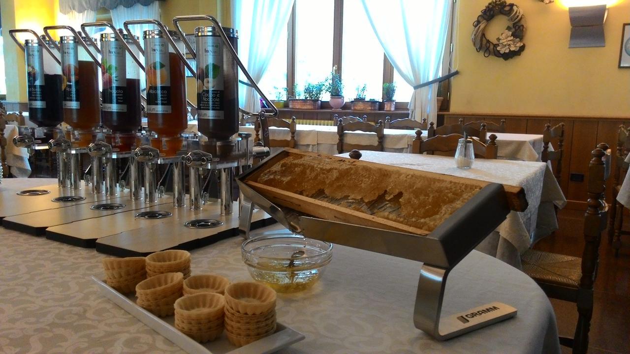 Hotel Migliorati Castione della Presolana Bagian luar foto